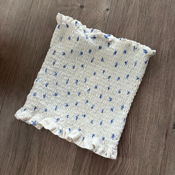 H&M Italian White & Blue Porcelain Smocked Tube Crop Top - Picture 3 of 5
